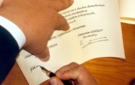 Podpisanie umowy partnerskiej z Mont-Saint-Aignan