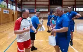 Mecz siatk&oacute;wki Urząd Miejski Brzeg Dolny - Policja