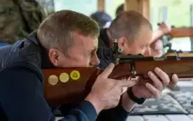 Zawody strzeleckie o Puchar Burmistrza Brzegu Dolnego