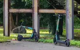 Zachowaj bezpieczeństwo na hulajnodze elektrycznej 4