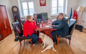 Czworonożny terapeuta w Brzegu Dolnym - wsparcie dla dzieci z niepełnosprawnościami