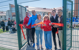 Nowe boisko przy liceum oddane do użytku