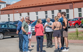 Oficjalny odbi&oacute;r boiska wielofunkcyjnego przy ZSP nr 2 w Brzegu Dolnym