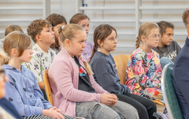 Zamiast młot&oacute;w &ndash; dziecięcy śmiech. Największa szkoła w gminie otworzyła nowy rozdział