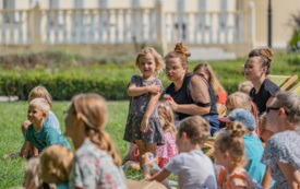 Spektakl &bdquo;Walizki z R&oacute;żnych Stron Świata&rdquo; 9