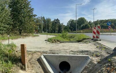 Zdjęcie do Będzie bezpieczniej na rondzie pod Żerk&oacute;wkiem