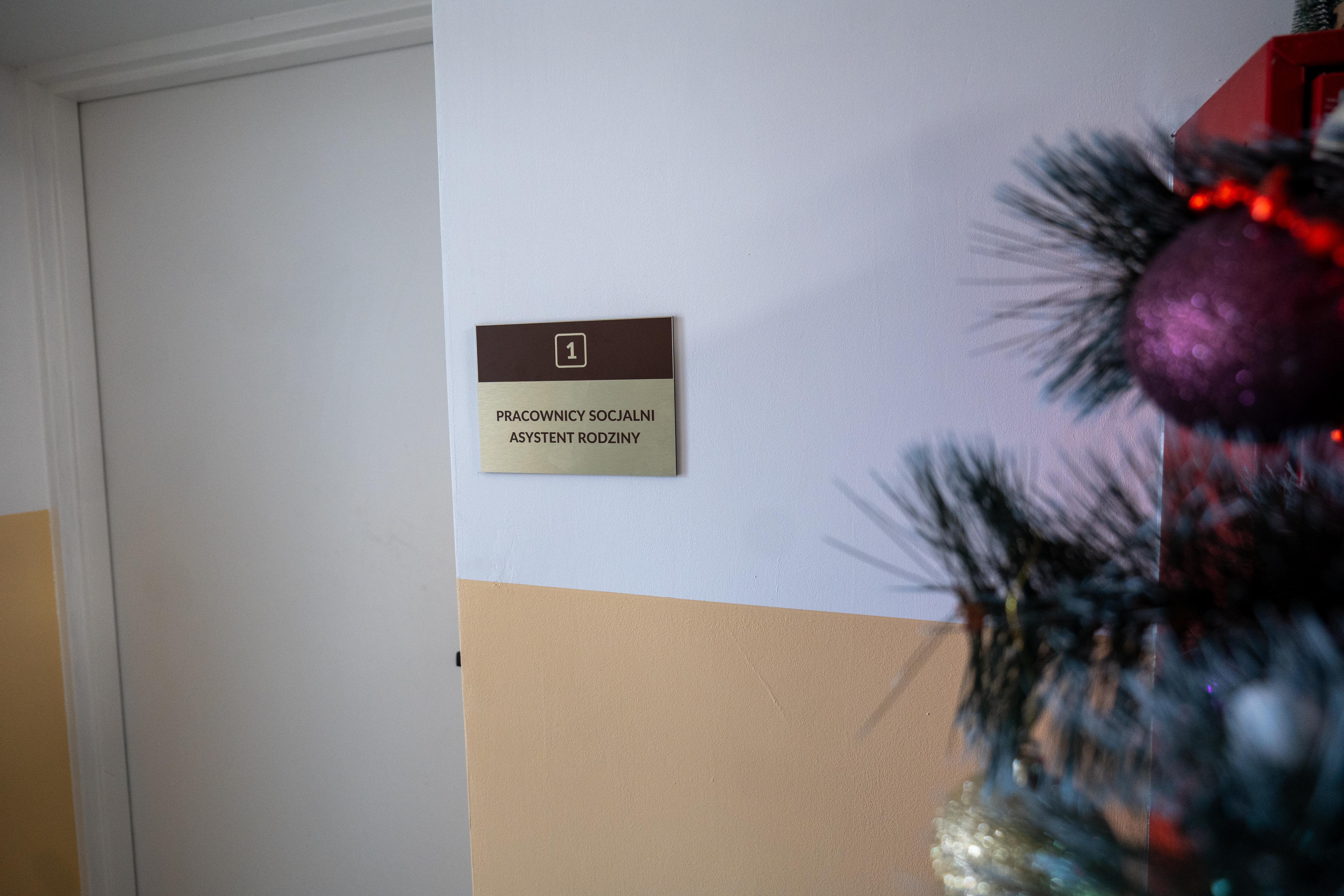 Pok&oacute;j nr 1 - pracownicy socjalni, asystent rodziny