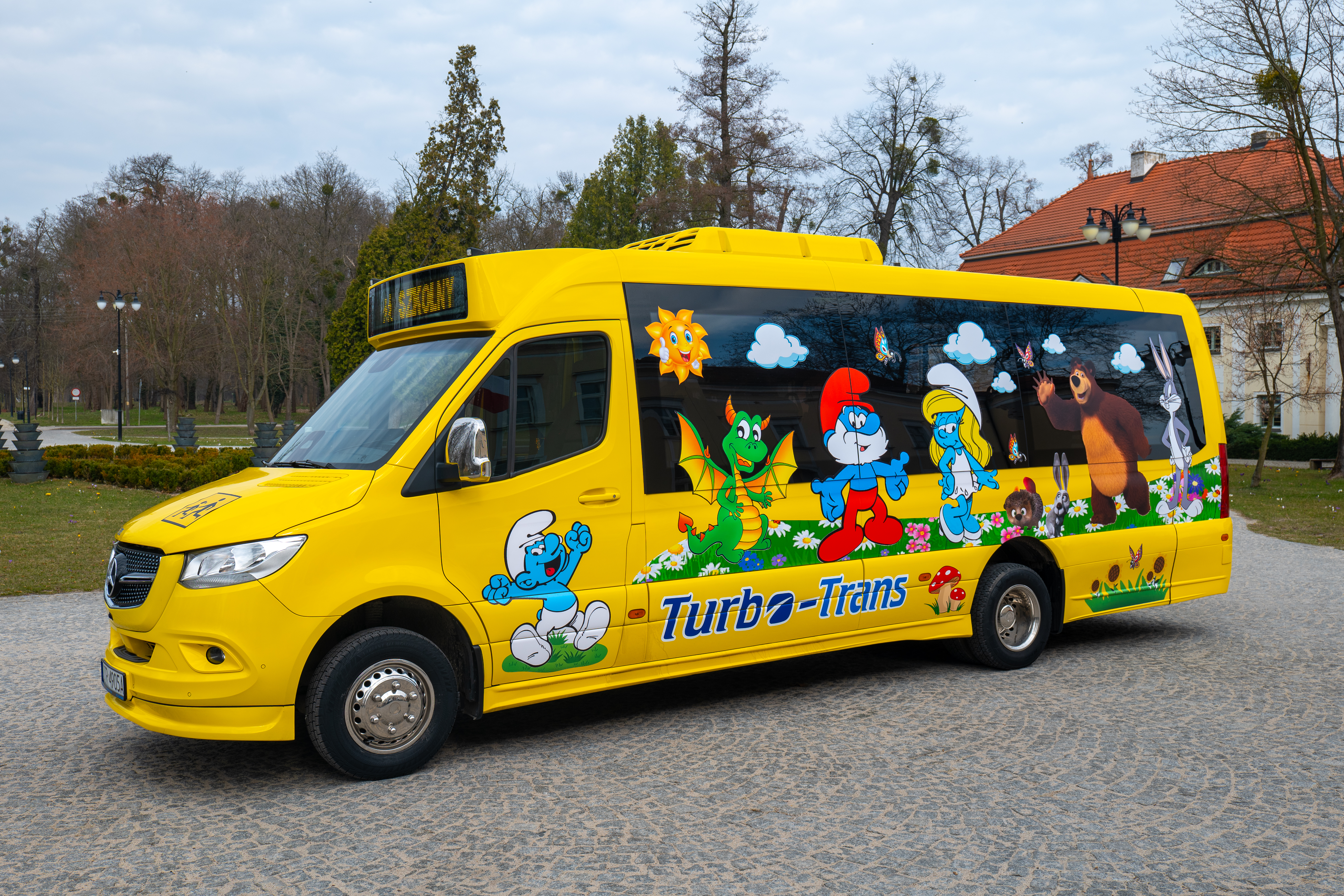 Bajkowy bus w&nbsp;Gminie Brzeg Dolny