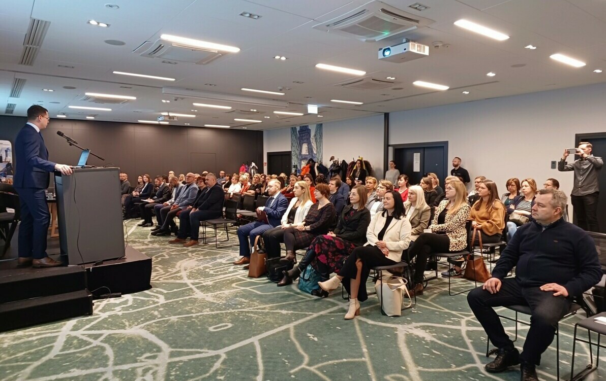 Zdjęcie do Projekt NiCE prezentowany na konferencjach w Koszycach (Słowacja) i we Wrocławiu