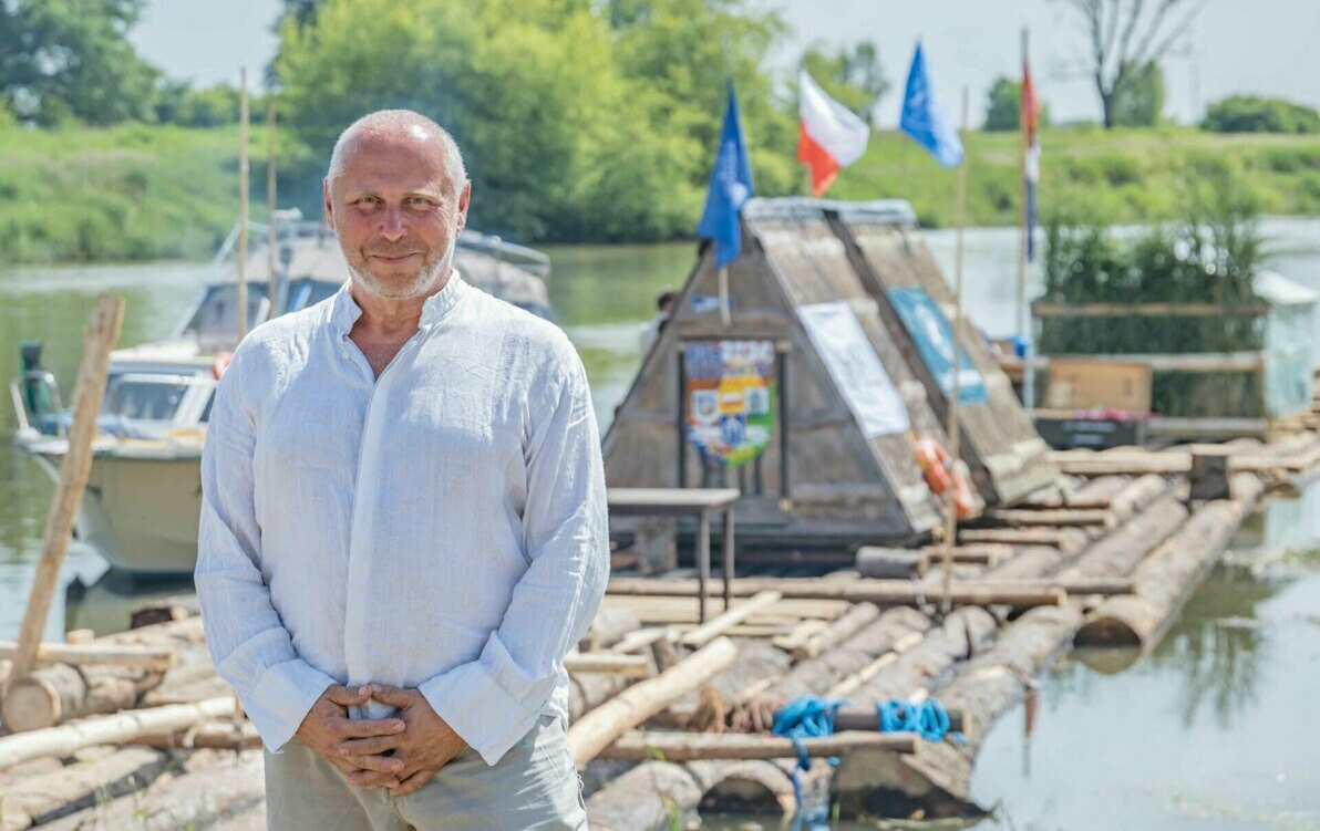 Zdjęcie do &bdquo;Nie ma pływania bez budowania&rdquo;