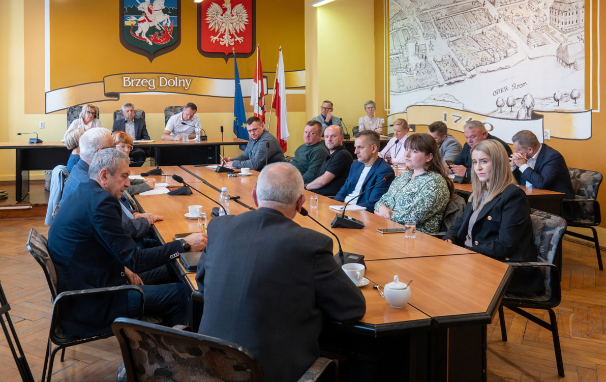 Zdjęcie do Nowe otwarcie w powiatowej służbie zdrowia
