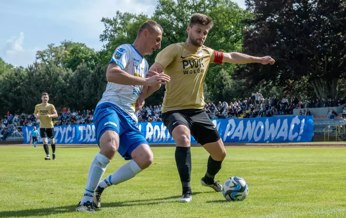 Zdjęcie do Derby powiatu. Świetne widowisko zakończone remisem!