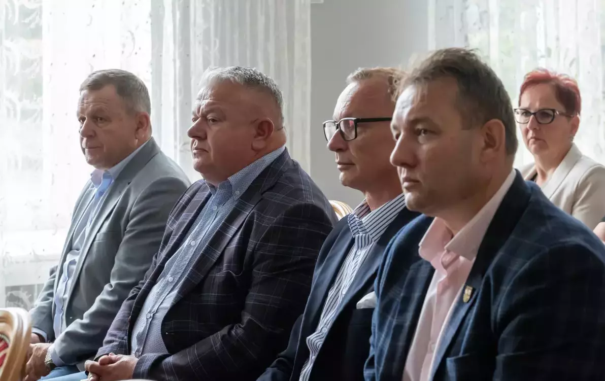 Zdjęcie do Zgromadzenie Og&oacute;lne Stowarzyszenia &bdquo;Rzeczpospolita Samorządna&rdquo; obradowało w Brzegu Dolnym