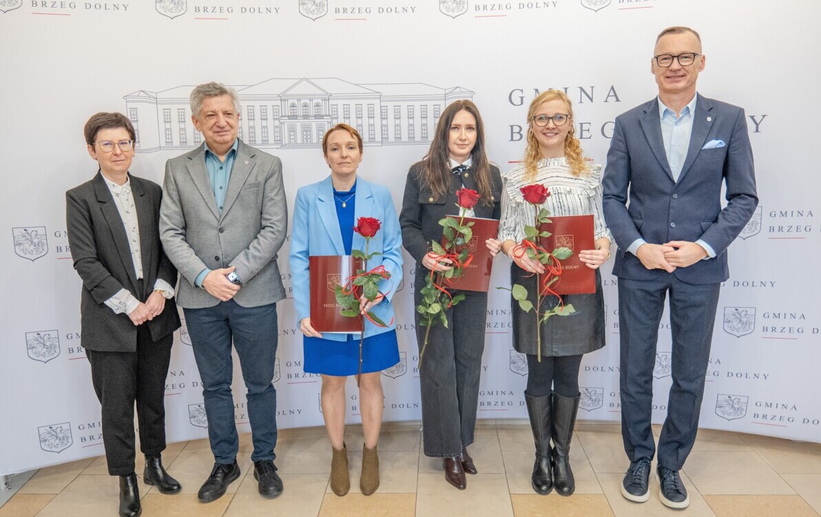 Zdjęcie do Uroczyste ślubowanie: Awans zawodowy nauczycielek z gminnych plac&oacute;wek oświatowych