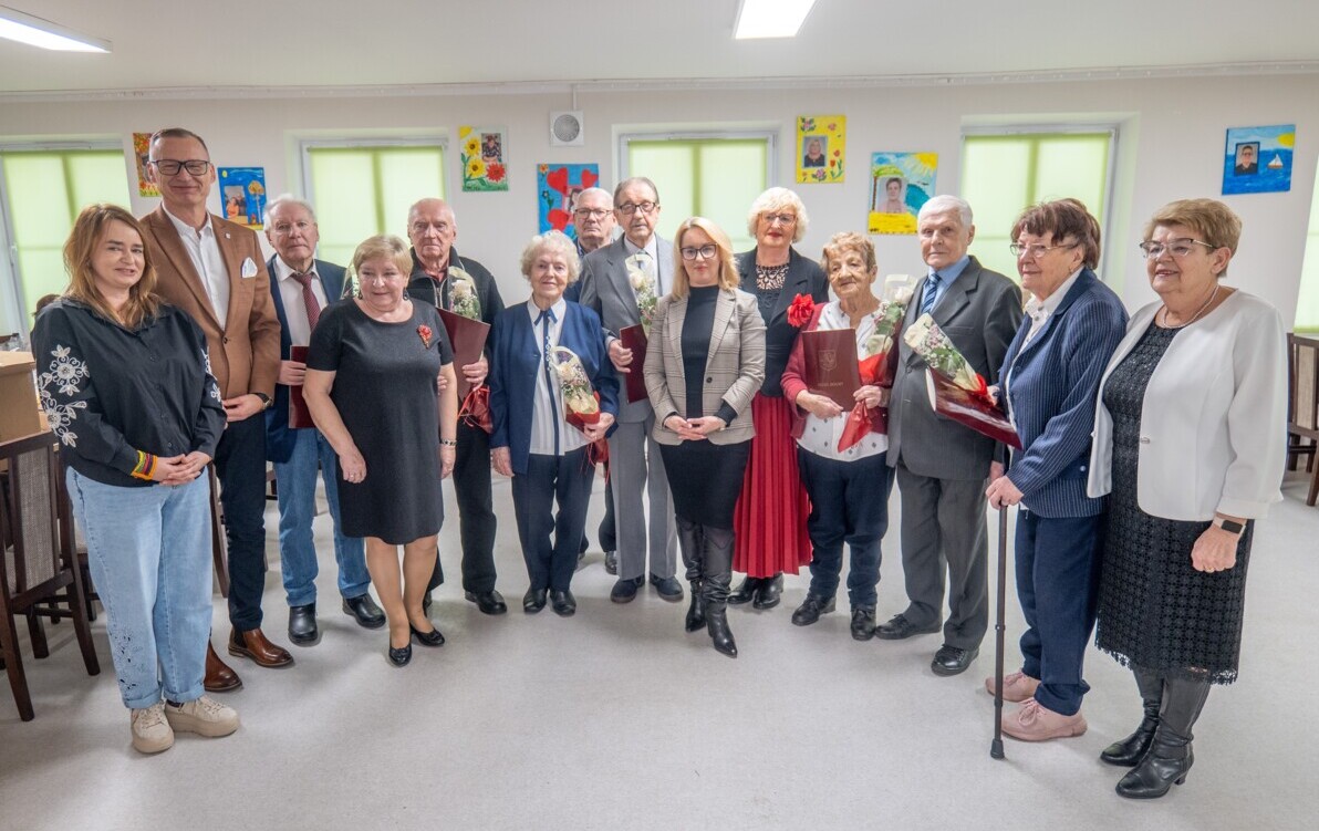 Zdjęcie do Złoty wiek naszych mieszkańc&oacute;w. 90 lat minęło!