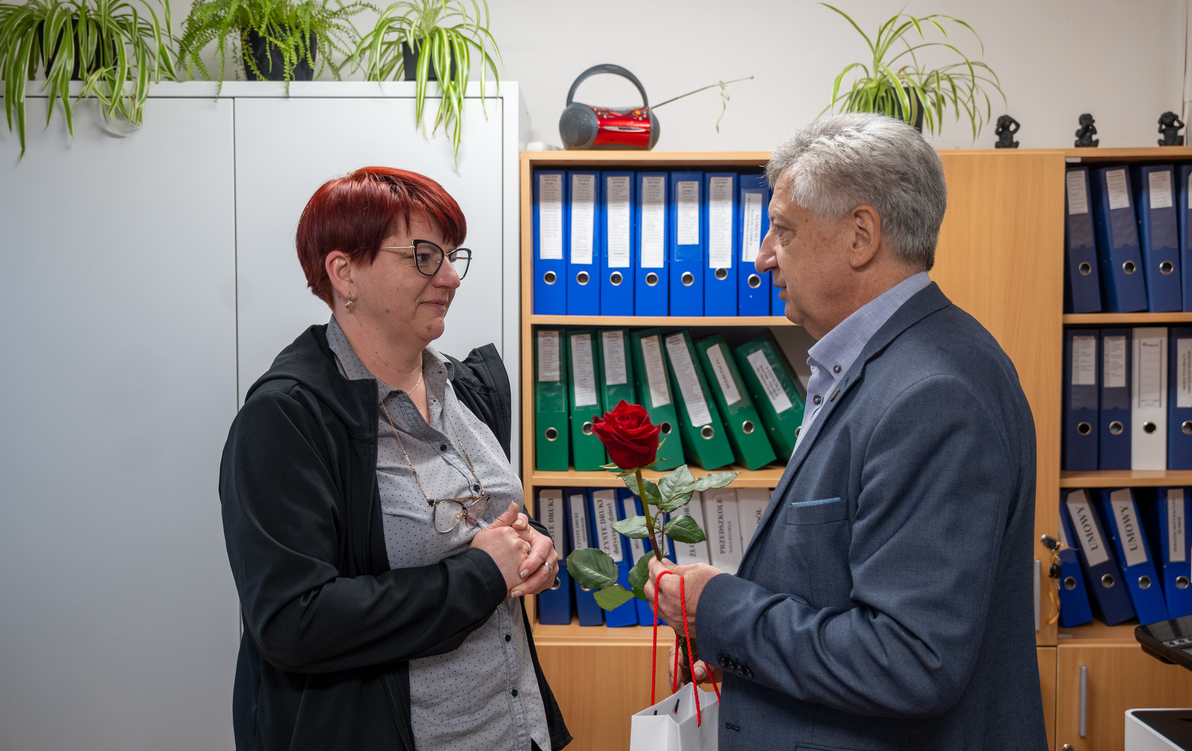 Zdjęcie do Gmina Brzeg Dolny z podziękowaniami dla opiekun&oacute;w najmłodszych mieszkańc&oacute;w