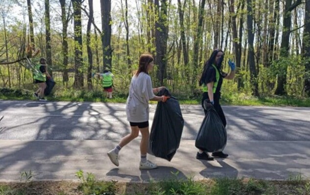 Zdjęcie do Wiejskie sprzątanie w Radaczu