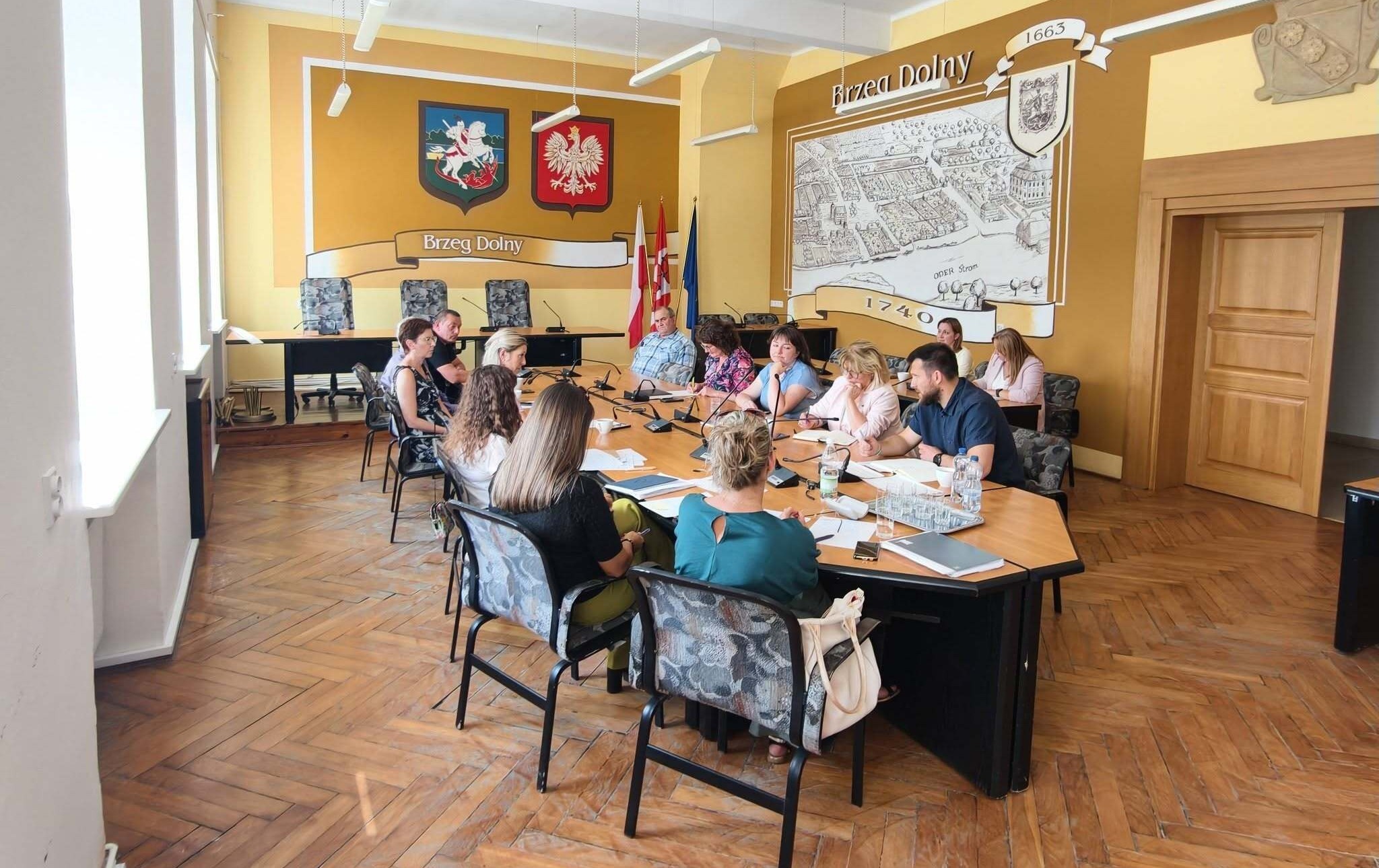 Zdjęcie do Obradowała Komisja Rozwoju Obszar&oacute;w Wiejskich